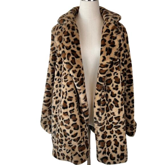 Love Tree Animal Print Faux Fur Jacket size Medium Open Front Cozy Soft - Picture 1 of 13